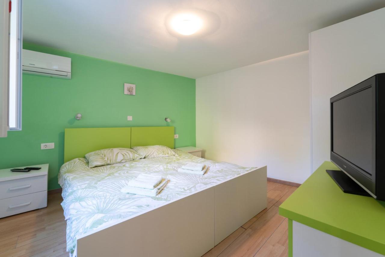 Apartment Fly Split Extérieur photo